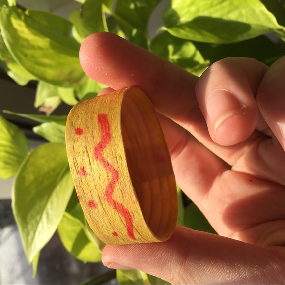 FREE WITH PURCHASE 💸 miniature dolls + wooden box - Picture 9 of 11